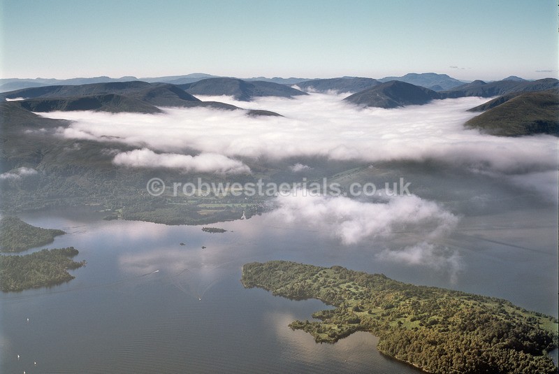 A00373C Loch Lomond from Strathcashell Point in 2002 - Lochs, glens and rivers