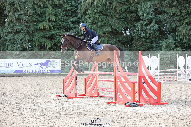 250831A-092825-08938 - Cls 40 Snr Newcomers