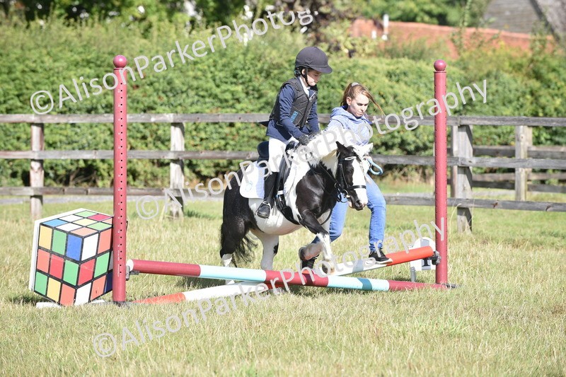 20250831-0380 - Class 6 - Minimus Jumping 30cm