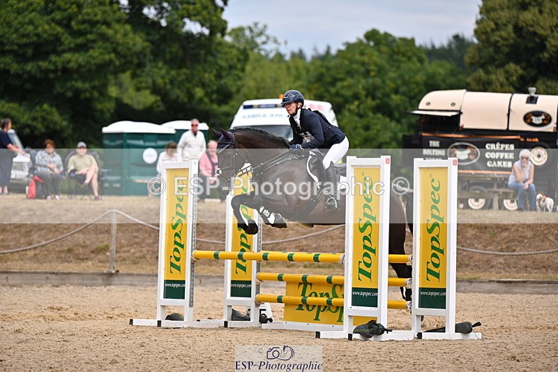 250802A-112817-02562 - B-075-Laura.Pritchard-SILKY