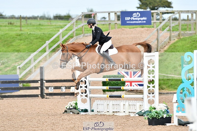 240915A-165239-11129 - Cls 30 Snr Foxhunter