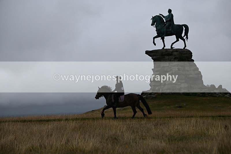 DSC_1906 - Time at Statue 12:13 to 12:32