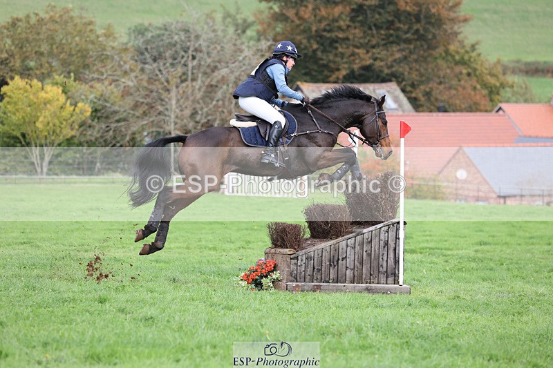 241025-131023-08598 - 136-Emma.Wilkes-OAKPORT.WEST.COAST.EXPRESS