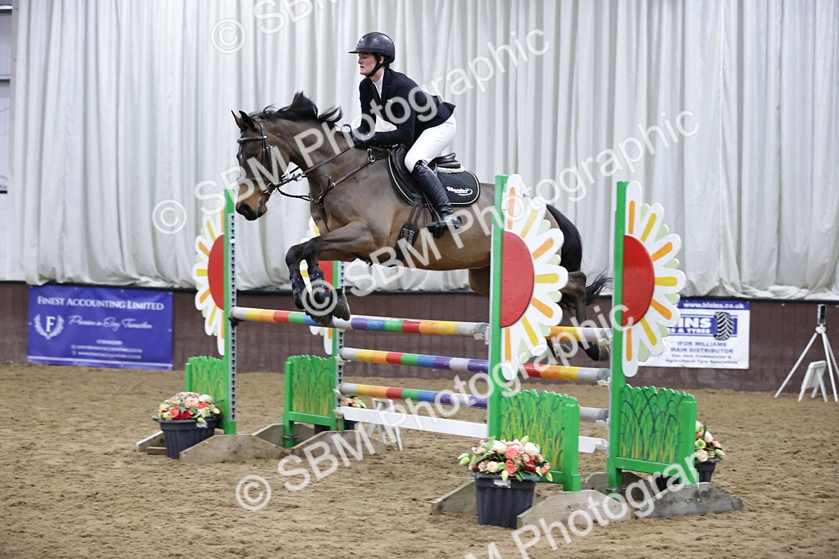 SBM_001224 - Class 4 - Senior Newcomers/ 1.10m Open