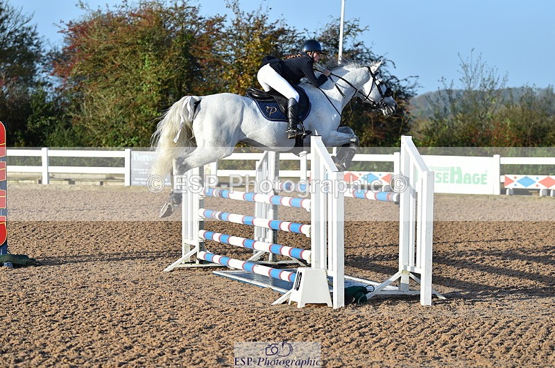 231028A-092652-00109 - Cls 9+10 Children on Horses