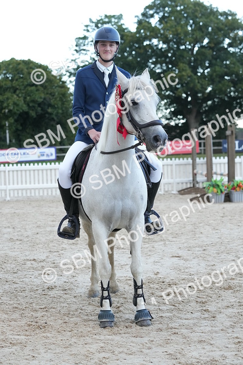 SBM_54246 - Supreme Championship 60cm 65cm