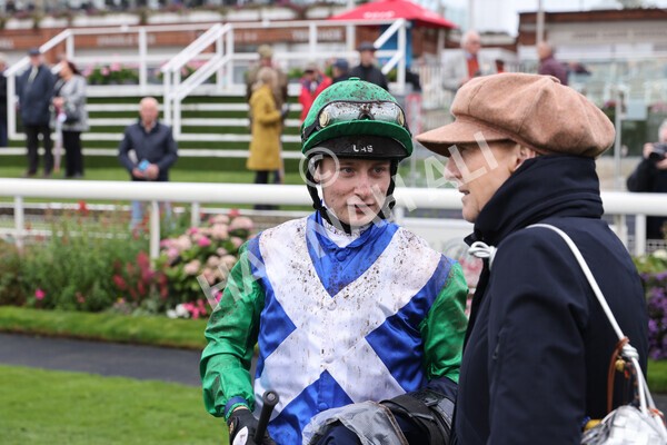 yr07102022r2-46 - Race 2 2.40pm William Hill Autumn Mile