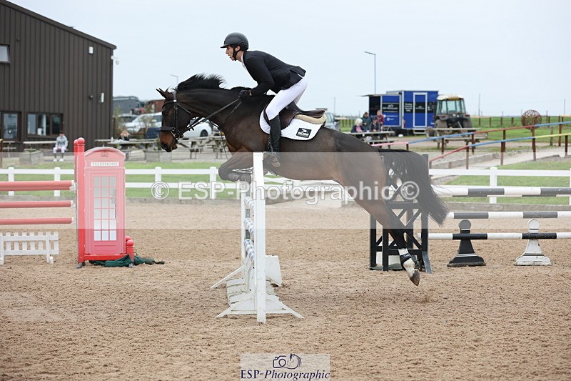 241101A-111918-01325 - FRI Cls 5 Newcomers and 1.10m Open