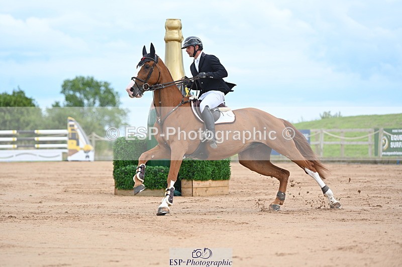 230721A-152451-07216 - Cls 10, 2 Star Big 1.45m Start to break