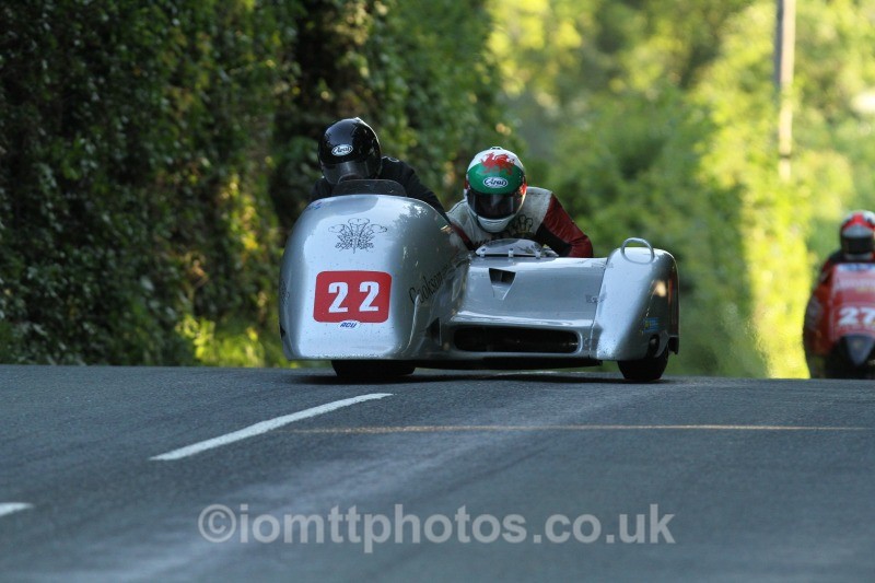 Mike Cookson / Alun Thomas* Honda - Friday Practice - Sidecars