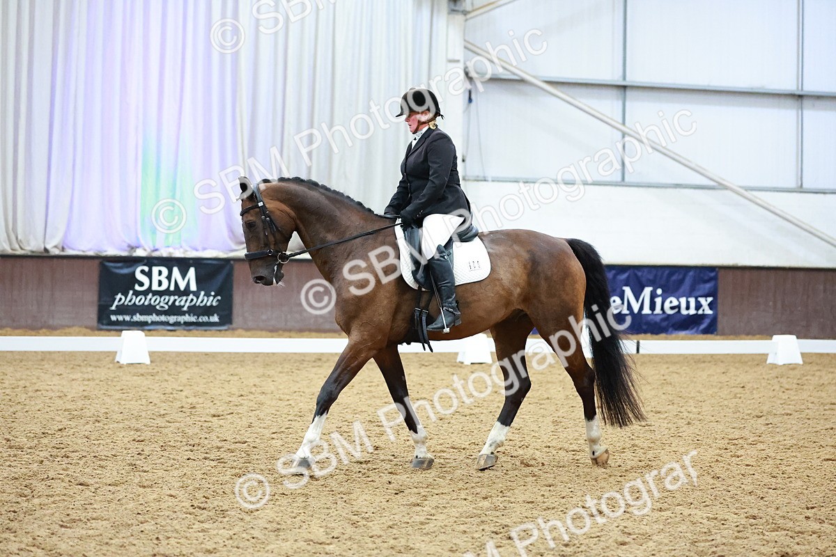 SBM_004396 - Class 12 - E2 Championship - 14.50-15.53