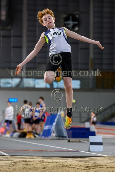 AgeInd25SAT-910905 - Field Male