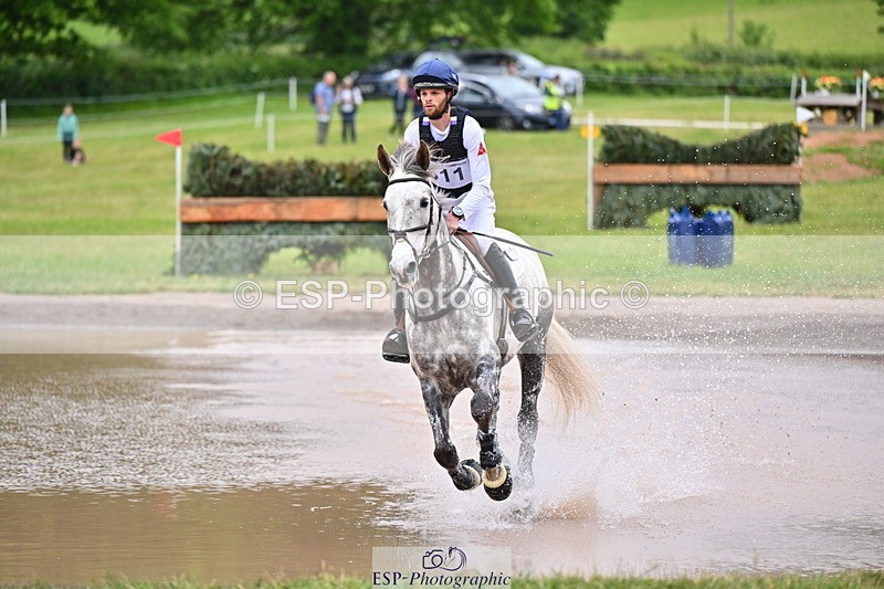 250524A-120211-10065 - B-311-Barnie.Brotherton-WHIXLEY.QUALITAS