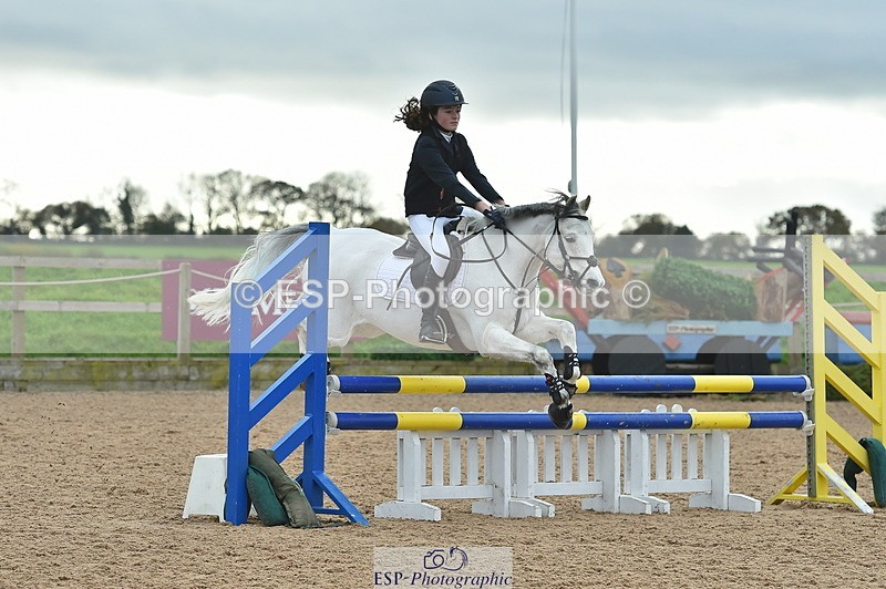 231119A-125818-05838 - Sun Cls 25 Stepping Stones 128cm & 138cm