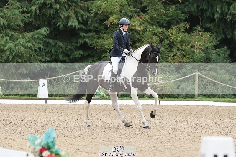 240810-114333-02938 - 189-Emma.Jenkinson-Fleur.C