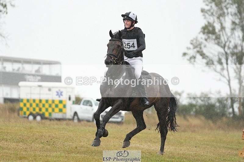 250830-142726-04124 - F-258-Tiana.Gale