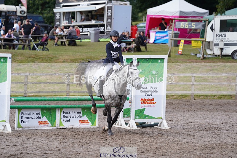 240824X-120512-23825 - 80cm Round 1 12.00 to 13.00