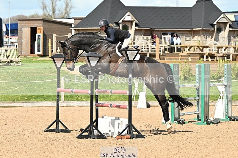 250416-151426-01649 - Cls 6 Foxhunter and 1.20m
