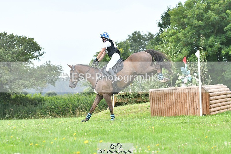 240803-104808-01378 - 054-Madeleine_Loweth-BENJAMIN_BRITTEN