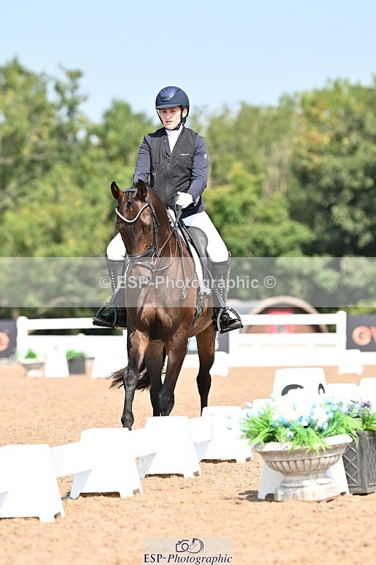 250816-121039-04169 - 101-Zofia.MatyjasikHis.Royal.Finest