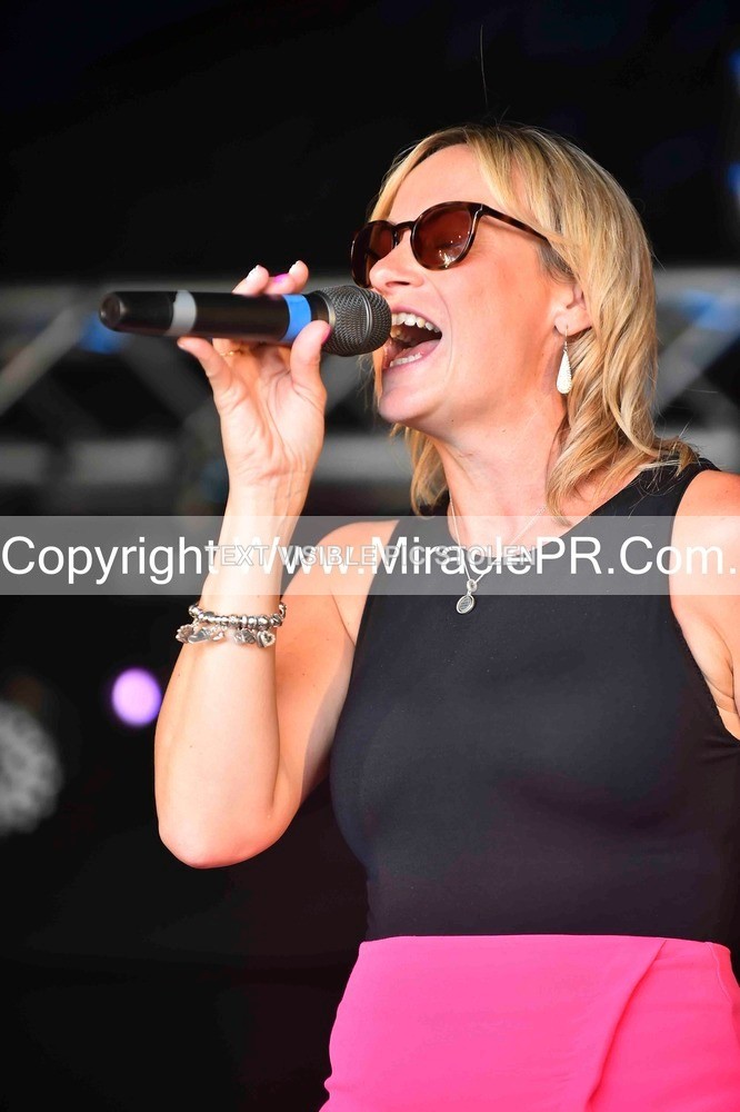 SH4_0733 - Lisa Winwood