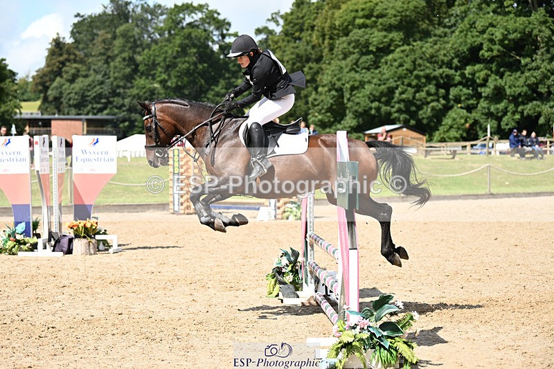 240824X-125430-25663 - 70cm Jump Off