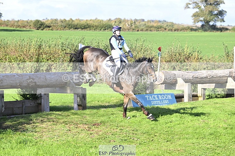 251024A-124901-11282 - B-140-Charlotte.Ward