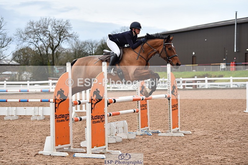 231203A-131248-01297 - Cls 9+10 Children on Horses 1m & 1.10m