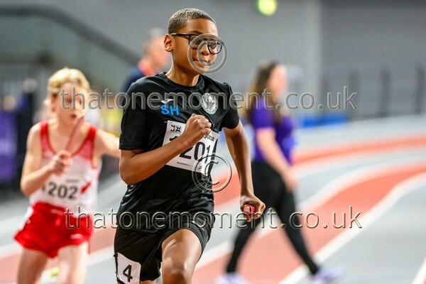 MastRelay26-929401 - Relays Set One