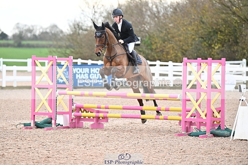 241206-093140-00008 - Cls 2 British Novice and 90cm Open