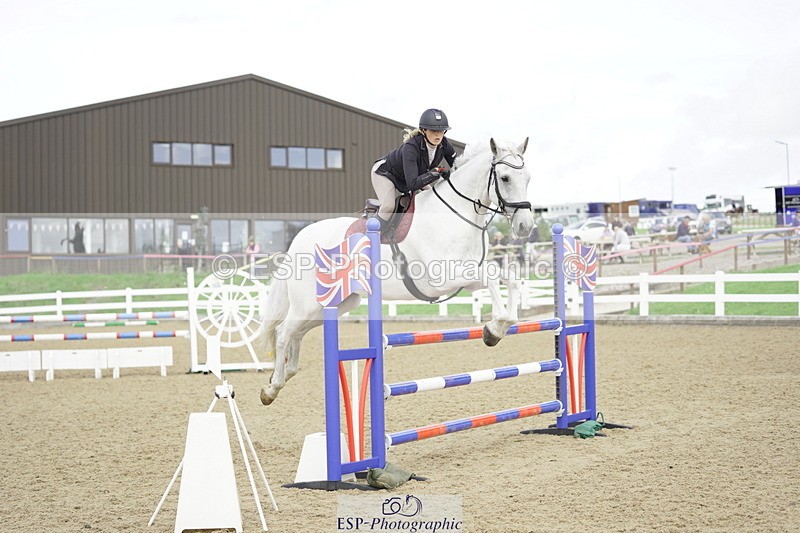 230728A-144552-02440 - Cls 11 1.05m Amateur Quali