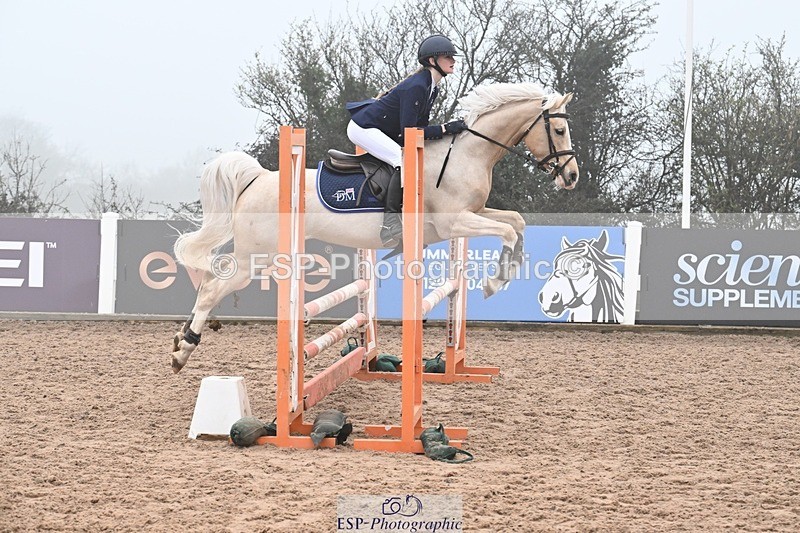 260308-142357-03207 - Cls 15 British Novice and 80cm