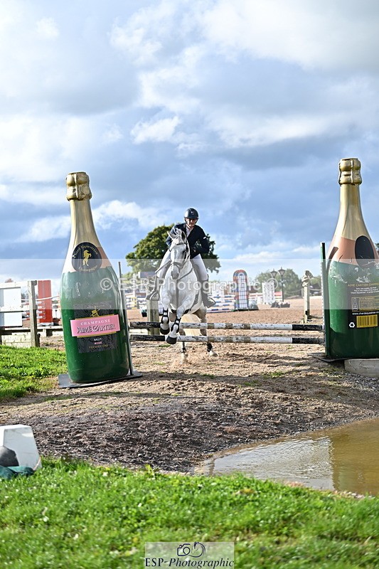 240912A-170202-02683 - Cls 7 Snr 90cm Open Speed Derby