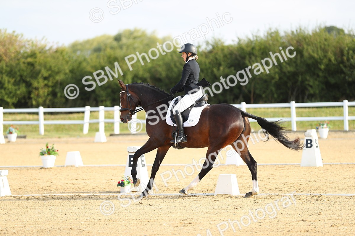 SBM_015020 - Class 13 - Novice 23 - 8,30-9.33