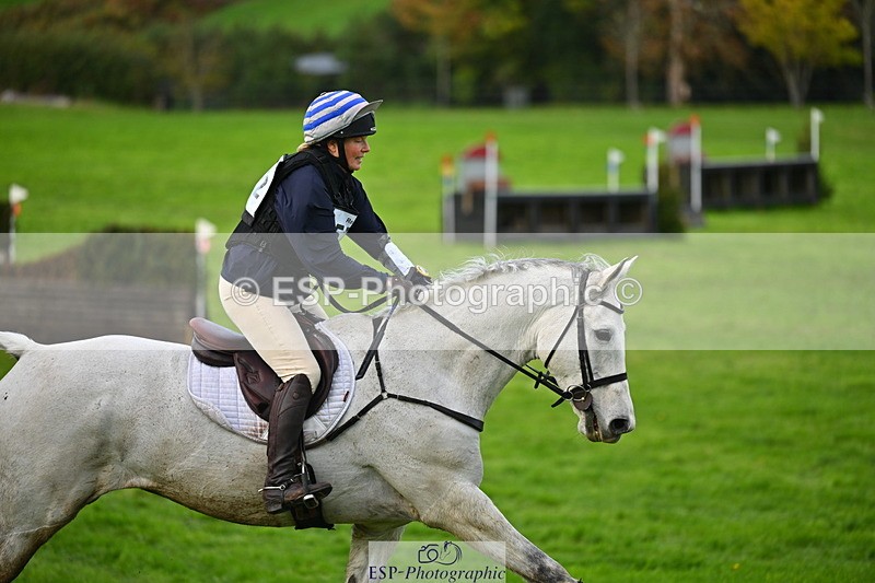 251025A-154048-21463 - G-572-Laura.Pitman With Trot Up