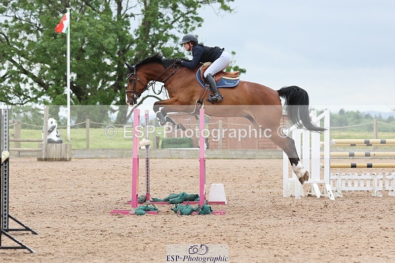 250524-102809-04209 - Cls 13  A&B 1.05m & 1.10m open