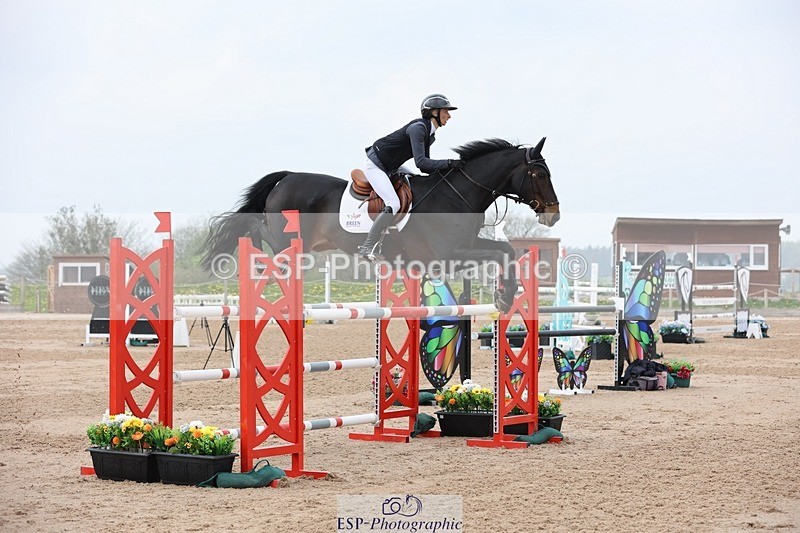 250424-120256-05190 - Cls 1 - 2 Star Small Tour