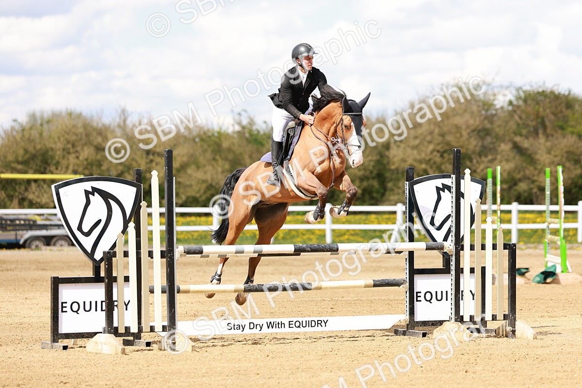 SBM_001938 - Class 4 - Senior Newcomers - 1.10m