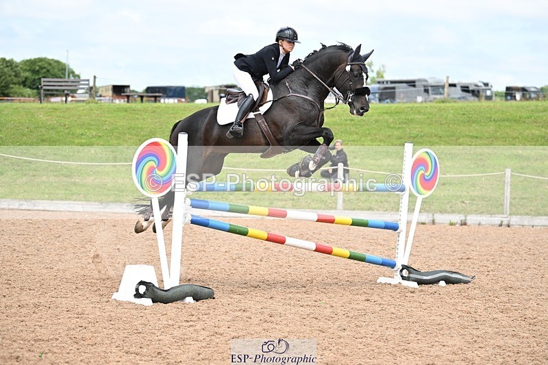 250611-134551-00708 - Cls 6 Snr Foxhunter & 1.20m Open
