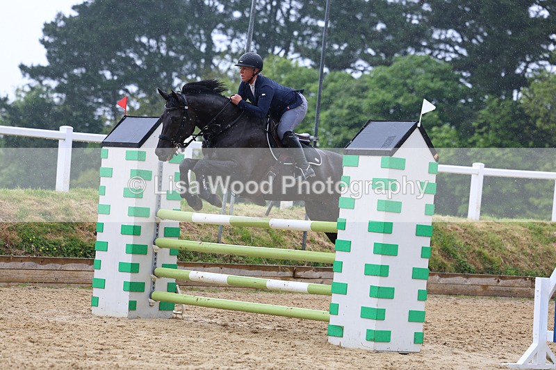3E7A7237 - Class 7: Senior Newcomers/1.10m open