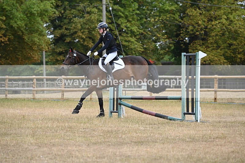 WJ6_0545 - Class 14 Intermediate Jumping 75cm