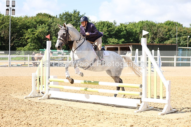 3E7A2594 - Class 2: 70cm Juniors and Seniors