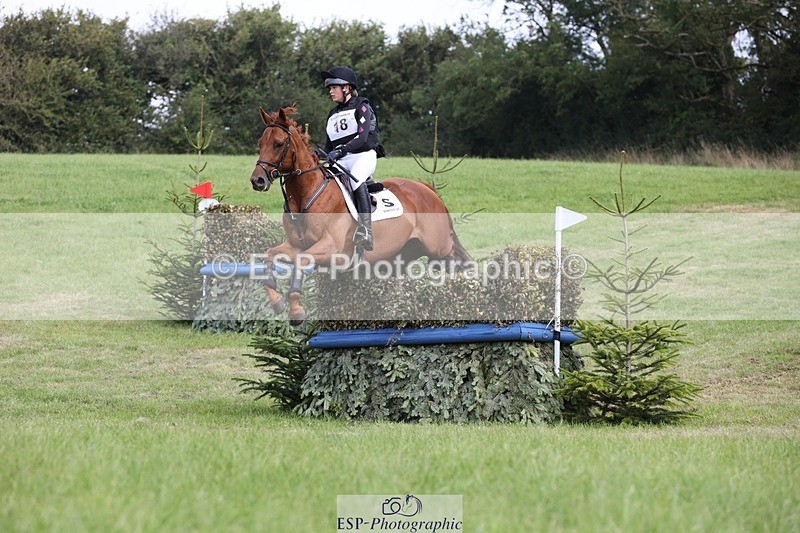 240831A-124950-02998 - 018-Tabitha.Trevelyan-Johnson-DUEL.IN.THE.SUN