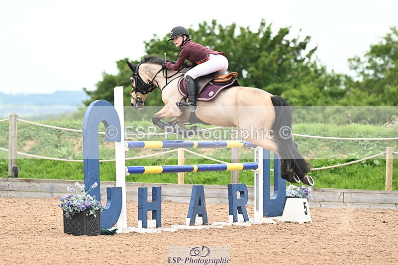 240630A-133128-13735 - Cls 25 HOYS 138cm Qualifier