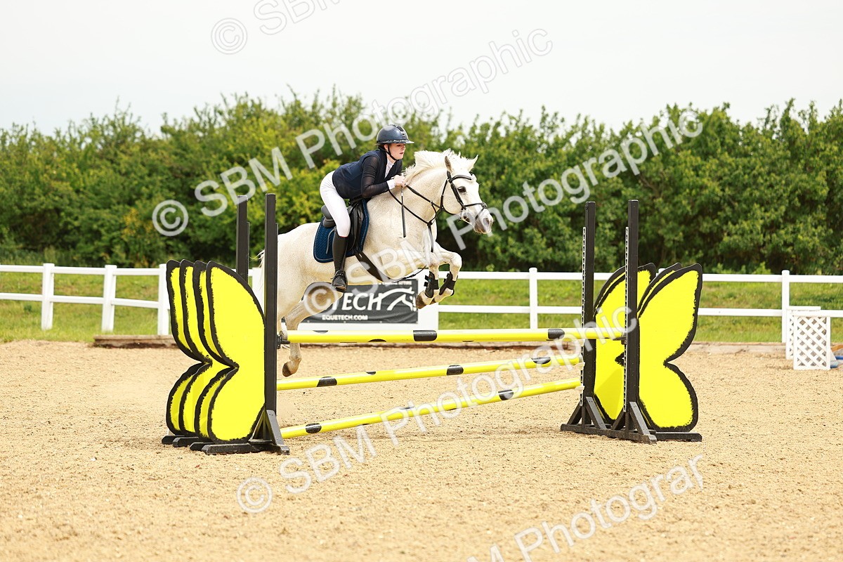 SBM_000957 - Class 2 - Senior British Novice - 90cm