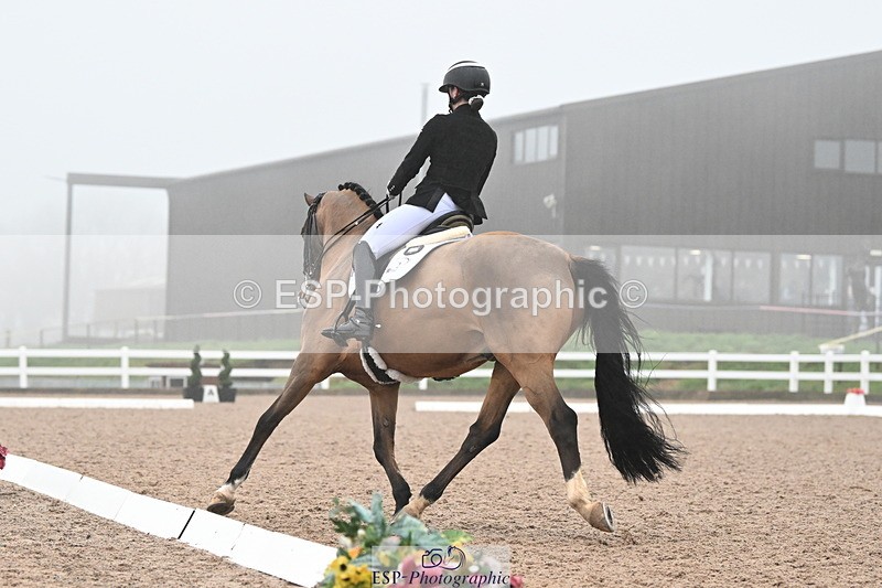 240217A-145855-03774 - 117-Jessie.Kirby-As.Well.de.la.Roche.CMF