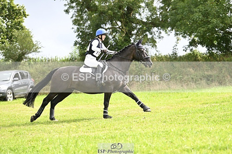 240831A-114435-01640 - 110-Laura.Pritchard-TOUCH.OF.SILK.I