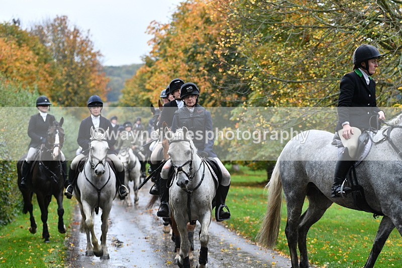 WJ5_6256 - B&B walk back for Hunt Tea !