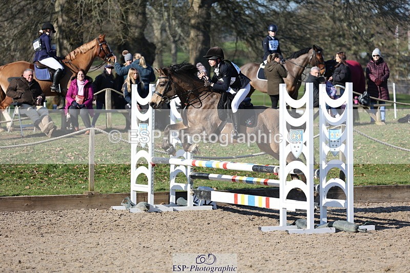 250209A-113714-00851 - 80cm 11.10 to End