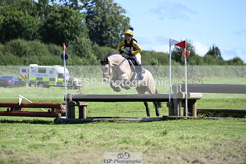 240811A-111947-01425 - 054-